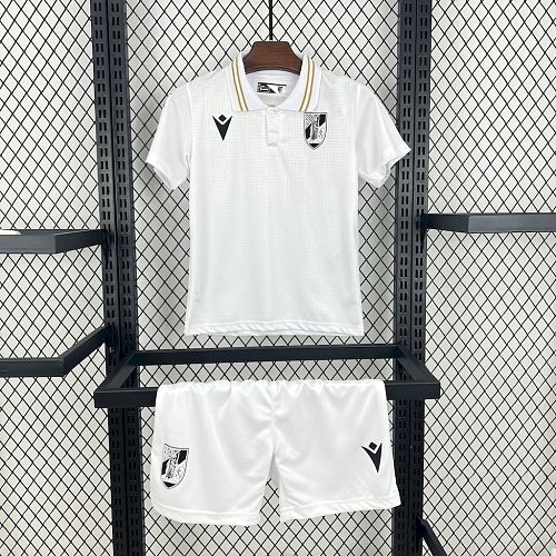 Kit Infantil Vitoria de Guimaraes 24/25 Casa