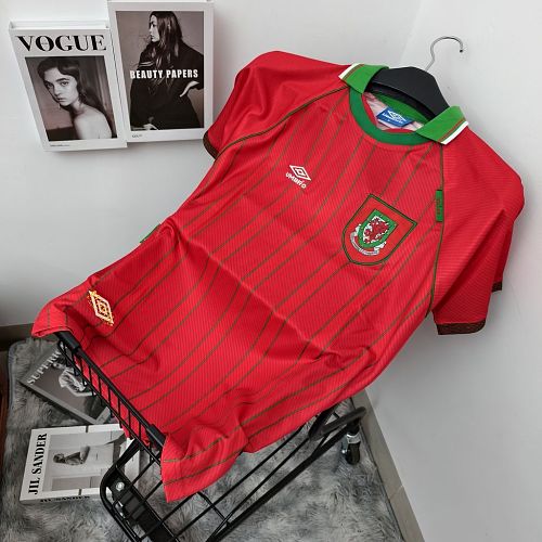Camisa Top 1:1 Wales Casa 1994/96 Retrô