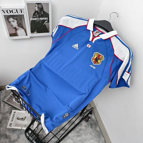 Camisa Top 1:1 Japan Casa 2000 Retrô