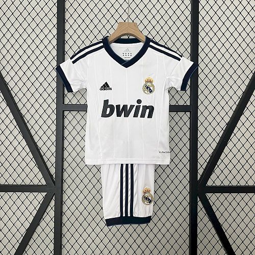 Kit Infantil Real Madrid 12/13 Casa Retrô