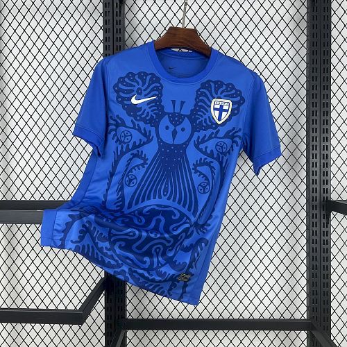 Camisa Top 1:1 Finland 25/26 Fora