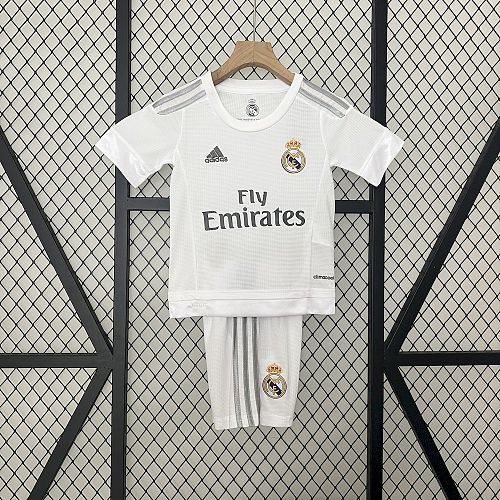 Kit Infantil Real Madrid 15/16 Casa Retrô