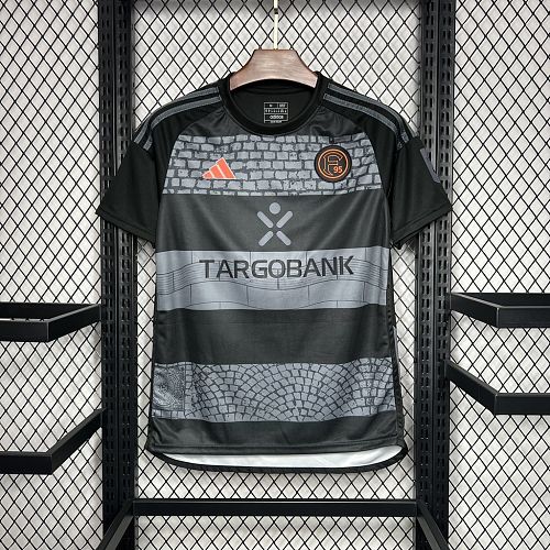 Camisa Fortuna Düsseldorf 24/25 Terceira Fora