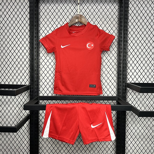 Kit Infantil Turquia 24/25 Euro Fora