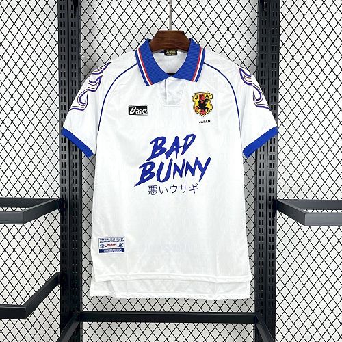 Camisa Japão 1998-99 Fora X BAD BUNNY Retrô