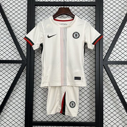 Kit Infantil Chelsea 25/26 Fora Size 16/28