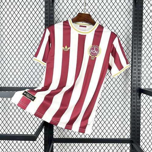 Camisa 1. FC Nurnberg 25/26 125th Aniversário