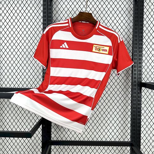 Camisa Top 1:1 Union Berlin 25/26 Casa