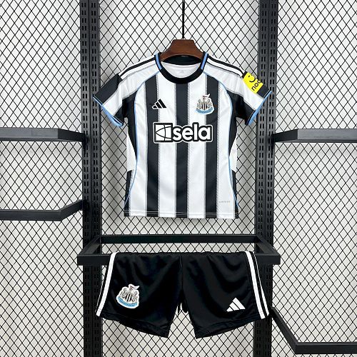 Kit Infantil Newcastle United 25/26 Casa