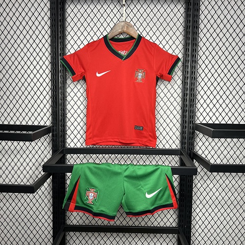 Kit Infantil Portugal 24/25 Euro Casa