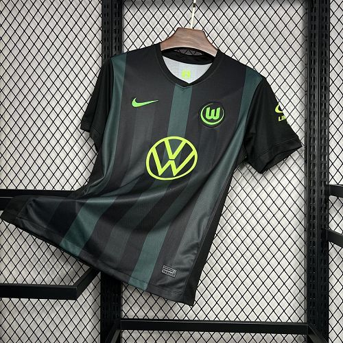Camisa Wolfsburg 24/25 Fora